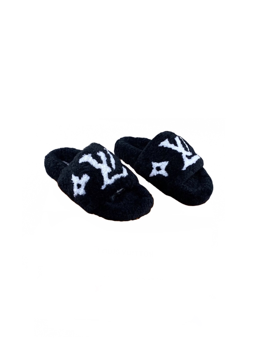 Style and fashion  Louis vuitton slippers, Louis vuitton shoes